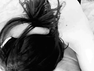 skinny tattooed young chick kisses licks big bear dick 😏👅