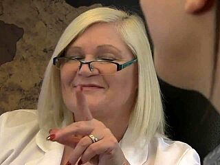 Dr Lacey Starr encounters intriguing patient Tindra Frost