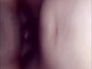 Bokep Indonesia Wife Chats Hot While Hubby Steps Out