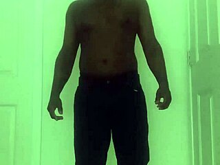 Continuing Her Free Singing and Dancing Performance 2