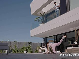 damn rossa vaxx takes anal creampie from stepbro then snaps pic for ex 😈🍑💦