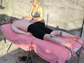 ei massagem ao ar livre bora meter nessa bunda grande agora?