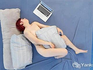 yanks curly redhead hedera helix fingers hairy pussy to nipple tweaking orgasm 😘💦