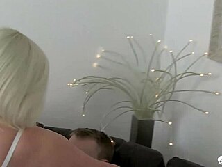 Busty Lacey Starr Demands Hardcore Blowjob Action!