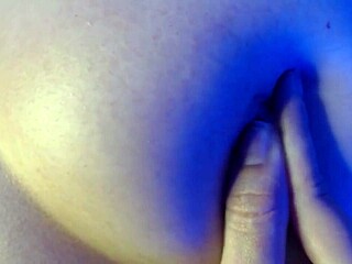 curvy colombian ebony milfs kiss tits and scissor in hot lesbian massage