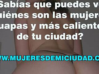 La pute Latina écarte son énorme cul lesbien pour léchage de chatte torride