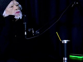 quer gravar com andressa urach? ela ama exibicionismo, musa do vasco em lingerie vermelha sheer! 🔥👀