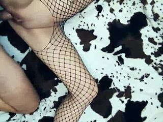 my muscular hubby films our tight anal closeup pounding