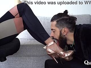 ¡Cómo Hacer Del Sexo Con Esta Latina Madura Oiled Tits Wife Una Experiencia Profunda Y Rough!