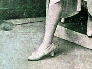 Vintage Erotic Drawings Showcase Antique Sensual Poses and Curves