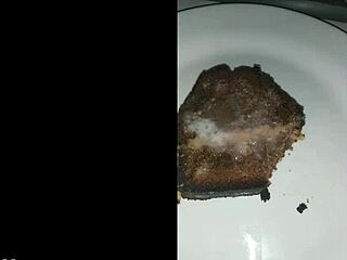 i shoot thick cum all over yummy bolo cake mmm