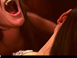 dare you let her in? vampire josephine fucks submissive rikako hard