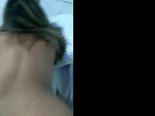 Athletic fitness babe shows off her action-packed amateur moves!