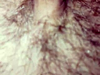 sveltina italiana seduces with mature milf charm up close