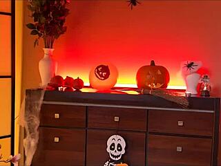 Hunter Fucks Sexy Shaved Pussy Chick in Fortune Salon Public