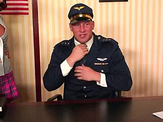 Bimbo Shares Creamy Kiss After Mouthful Load