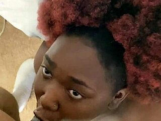 Jshump licks juicy clit till bodybuilder creams hard