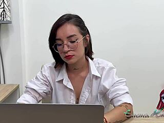 Office pussy rub on gf call?