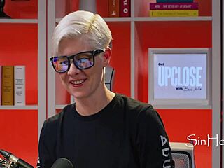 This cute pretty pornstar Leana Lovings steals every scene babe.