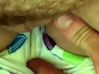 My pretty pierced pussy peeing in the bathroom like a goddess 💦🚽