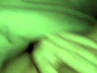 😍 18yo cutie films secret romance vid with older lover!