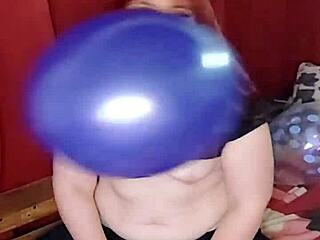 Shyyfxx Rides and Pops Balloons with Her Huge Redhead Ass in Looner Fetish!