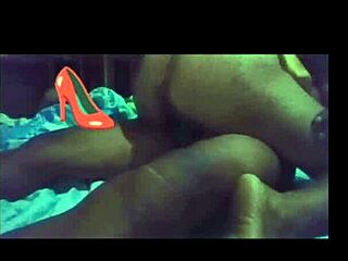 pare scores with hot single mom and shares the steamy sex vid with me