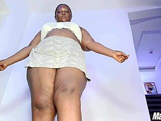 pov... thick ebony thighs hotwife teases squirts full vid mara exotic