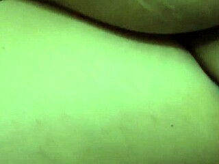 Desi Bhabhi Dipali Fingers Her Wet Pussy in Viral Hindi Close-Up Video