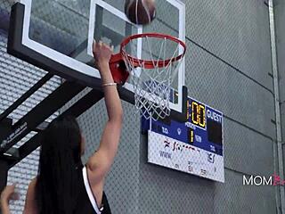 Fit Ebony MILF Dunks Balls in Tight Holes