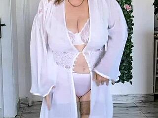 Busty granny shakes huge natural tits in stockings dance tease