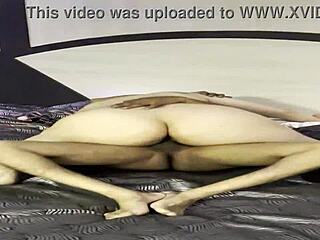 my neighbor texts me cornudo left pussy dripping don't be late