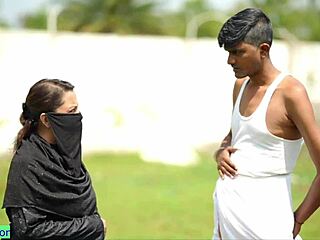 indian bhabhi sneaks steamy session with choto dada