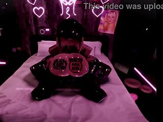 ROBLOX WHORE BOUNCES HER SLUTTY PUSSY ON MY MONSTER COCK IN CONDO!