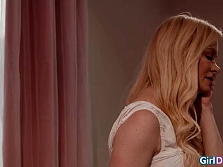 divorced stepmommy spreads for young tongue on her wet milf pussy 😋