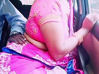 Beautiful Indian housewife cheats with boyfriend's dirty car sex