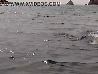 Latina Gordita Flaunts Massive Beach Ass Temptation