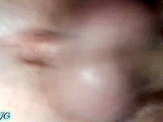 My skinny wife takes my full creampie pounding so damn good