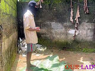 oh man first time outdoor on plantain leaves, riding bbc till i squirt everywhere!! 🌿🍆💦