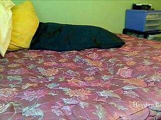 big ass chubby hayden fucks wet pussy with dildo in sneaker fetish