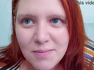 Whoa chubby redhead hotwife sucks hard and squirts wild 😍💦