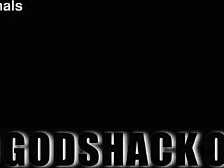 Skinny Dulce Maylene Tries First-Time Double Penetration Action