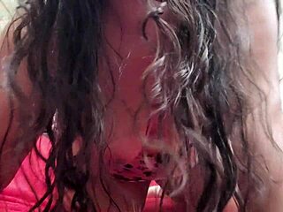 Cuckold Watches BBW Wife Expose Big Ass Pussy