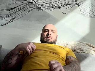 final jerk-off blast before my 3-week no-fap grind. wish me luck enduring it