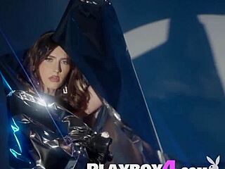 i can't stop staring at teen keep chambers' sexy naked natural body