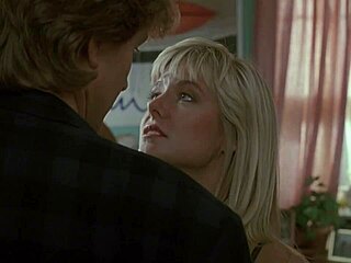 hope marie carlton flashes bra and panties in college ghoulies!