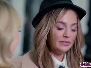 Hej Lilly Bell, Blake Blossom, po co kończyć roleplay przy hot lizaniu cipki?