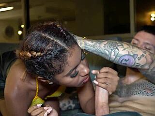 Damn spanish slut visits country to ram her cock deep in me!