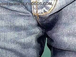 pañal orinado la primera vez con mi pantalón jean puesto feels so dirty