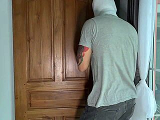 Breaking into a stranger's house leads to secret bed fun